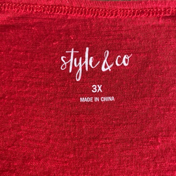 3X. Red Pattern Shirt. - Picture 4 of 4